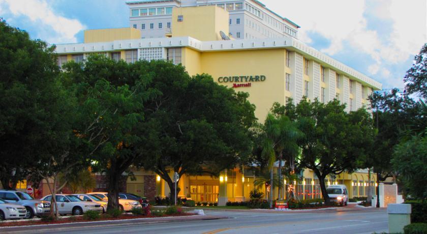 Courtyard Miami Coral Gables Hotel Buitenkant foto